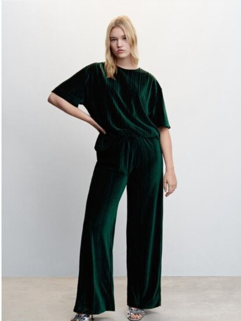 Mango Deep Green Velvet Wide-Leg Pants